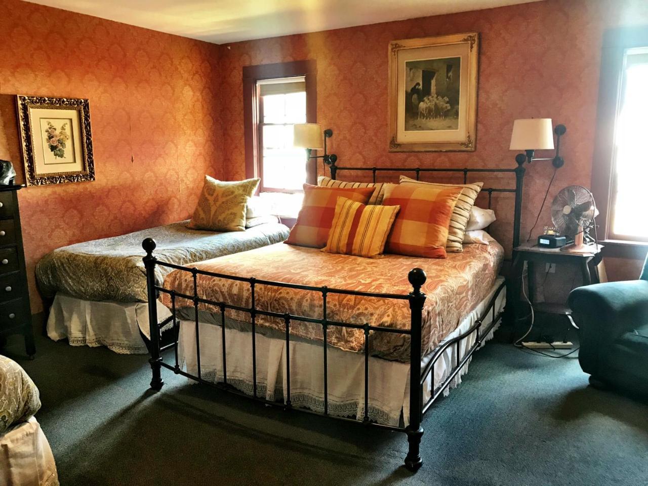 Historic Skagway Inn Buitenkant foto