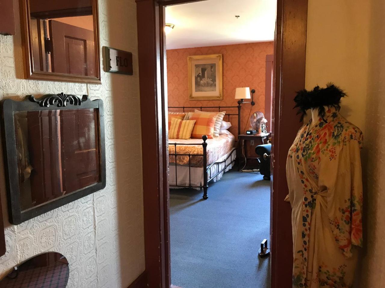 Historic Skagway Inn Buitenkant foto