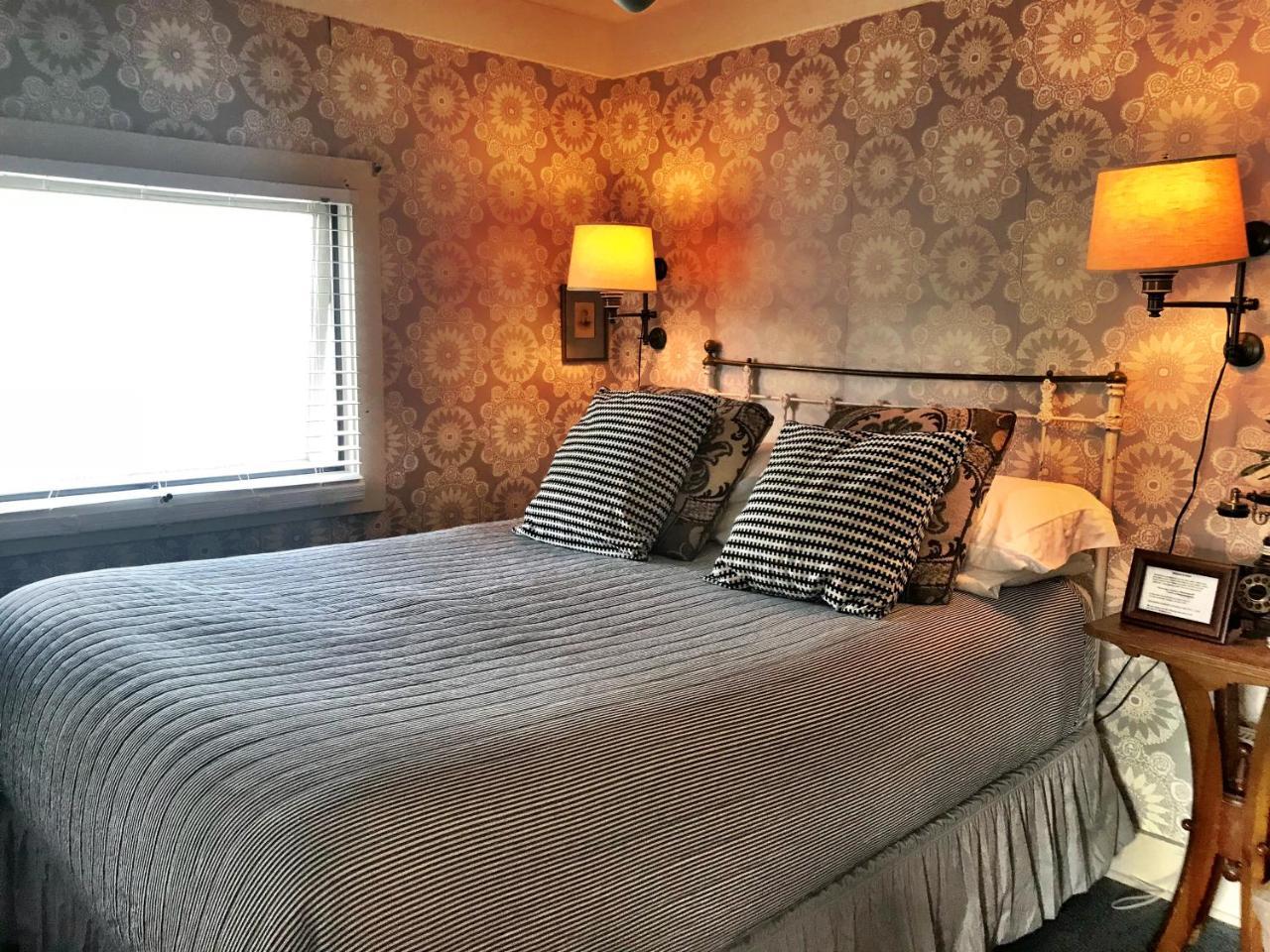 Historic Skagway Inn Buitenkant foto