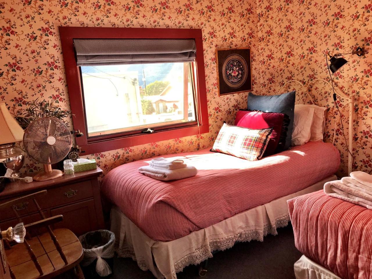 Historic Skagway Inn Buitenkant foto